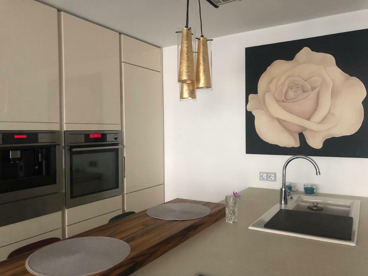 Luxurious 2 Bedroom Apartment Old City Мюнхен Екстериор снимка